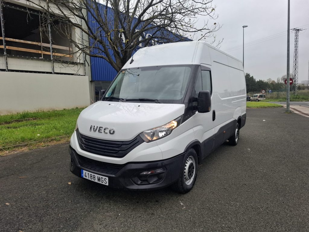 IVECO Daily 2.3 TD 35S16 H2 12 m³